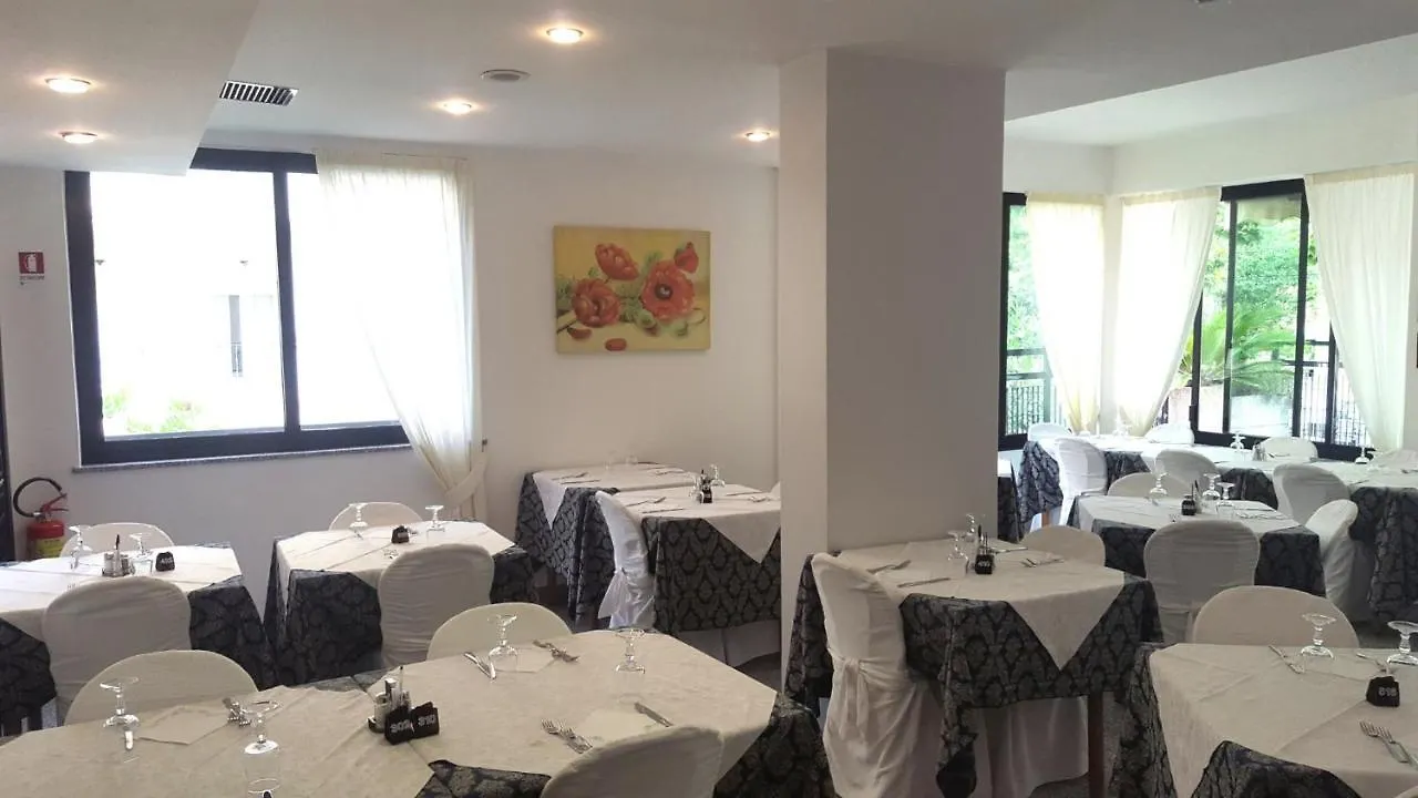 Lime Hotel Римини